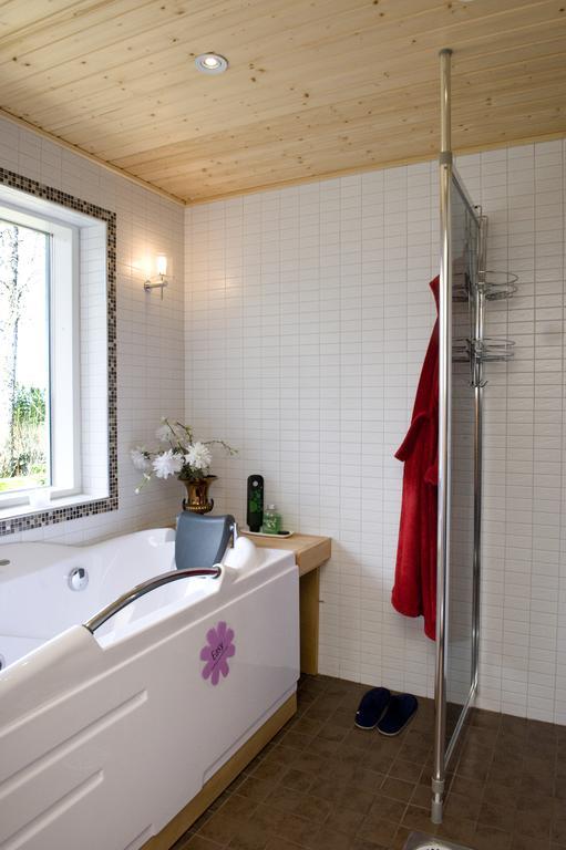 Vohloisten Kartano Lohja Kamer foto